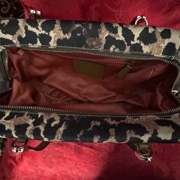 Coach Shoulder Bag Animal Print Canvas &  Brown Leather Good Condition - Picture 7 of 9